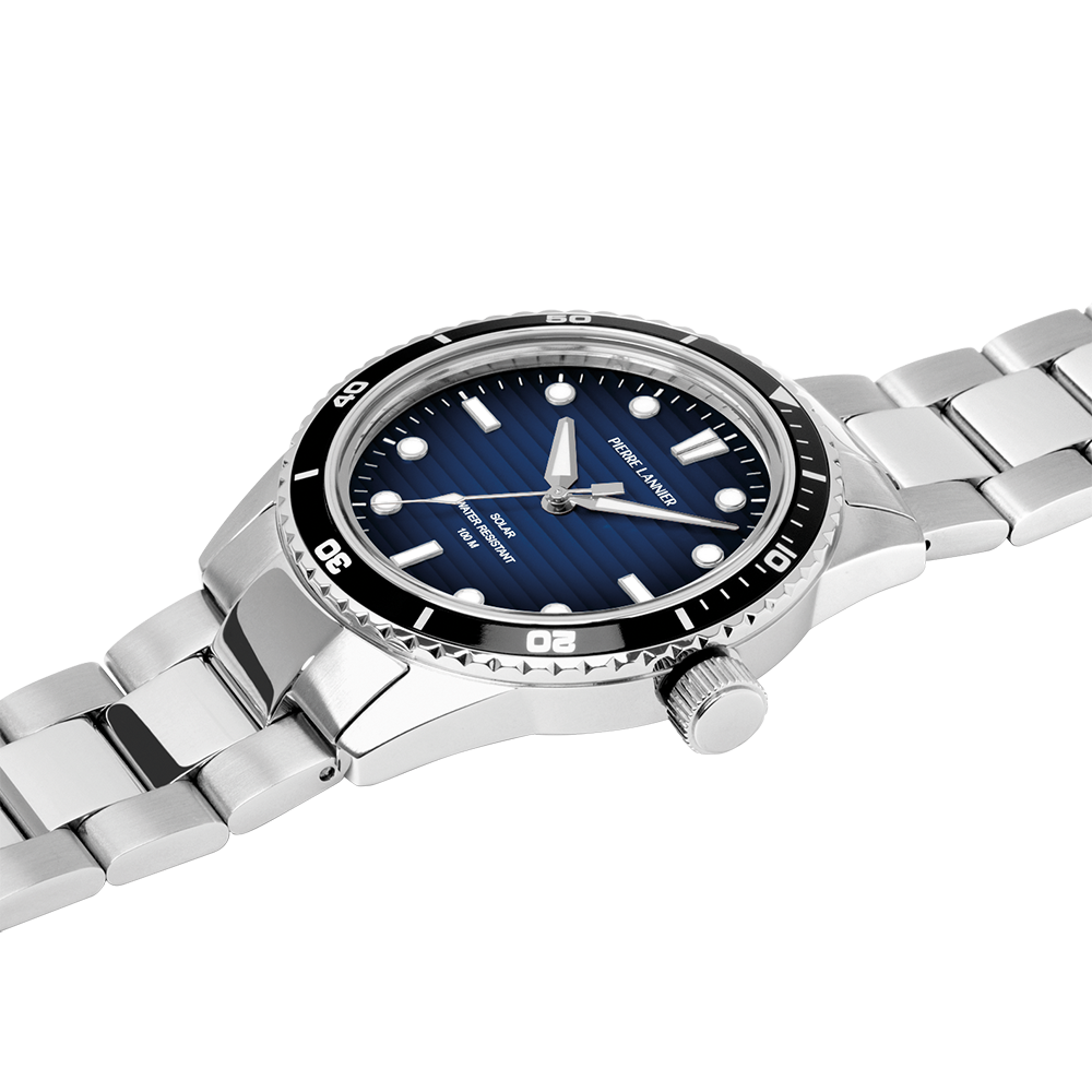 MONTREINTIARGENTEBLEU244H161GROSPLAN